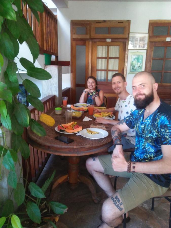 Old Town Hotel Kandy Buitenkant foto