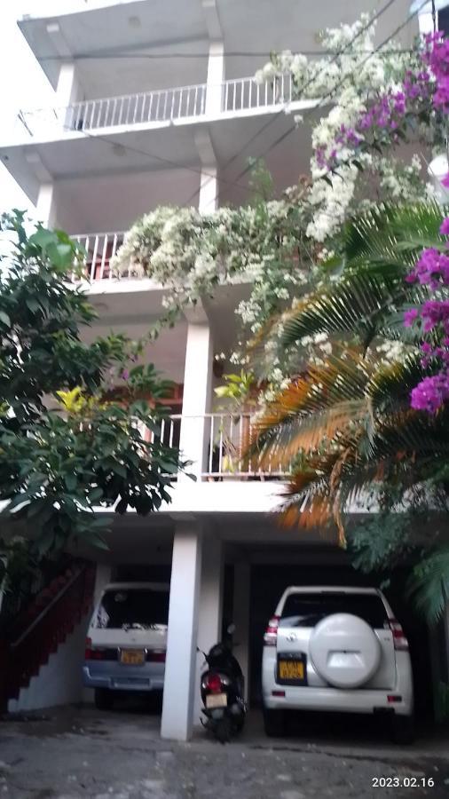 Old Town Hotel Kandy Buitenkant foto