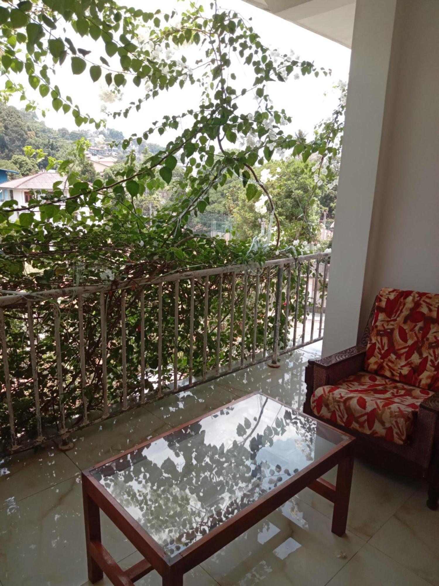 Old Town Hotel Kandy Buitenkant foto